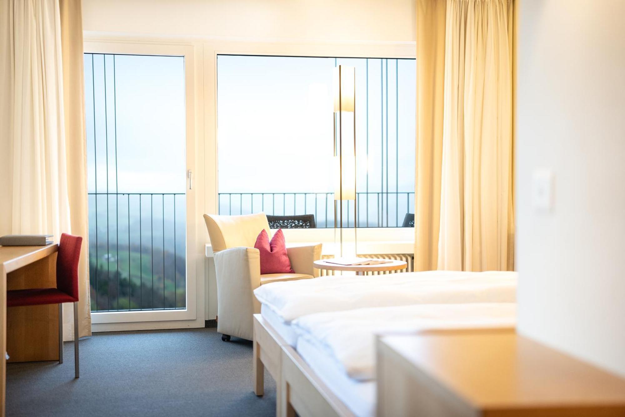 Hotel Bad Ramsach Laufelfingen ภายนอก รูปภาพ