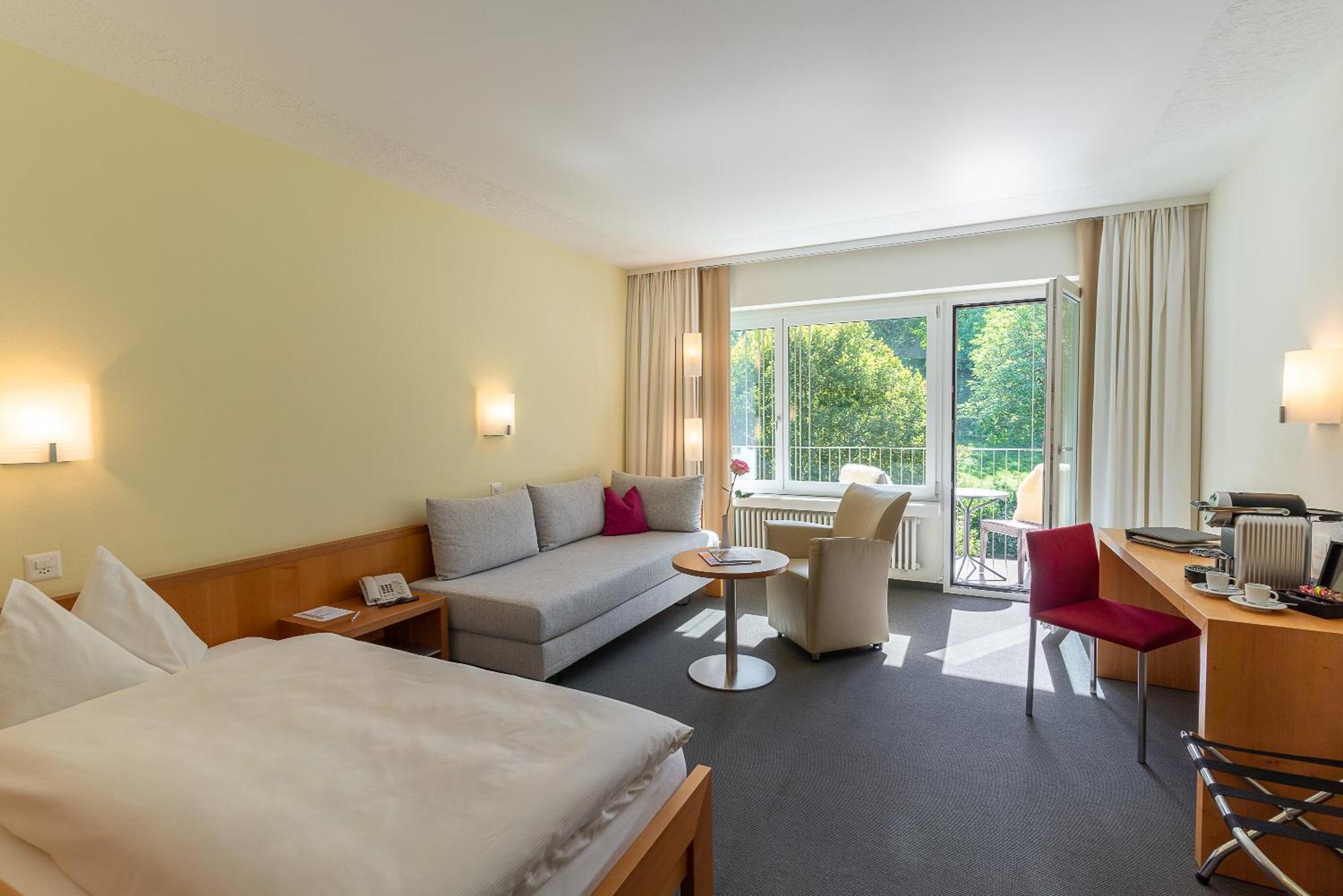 Hotel Bad Ramsach Laufelfingen ภายนอก รูปภาพ