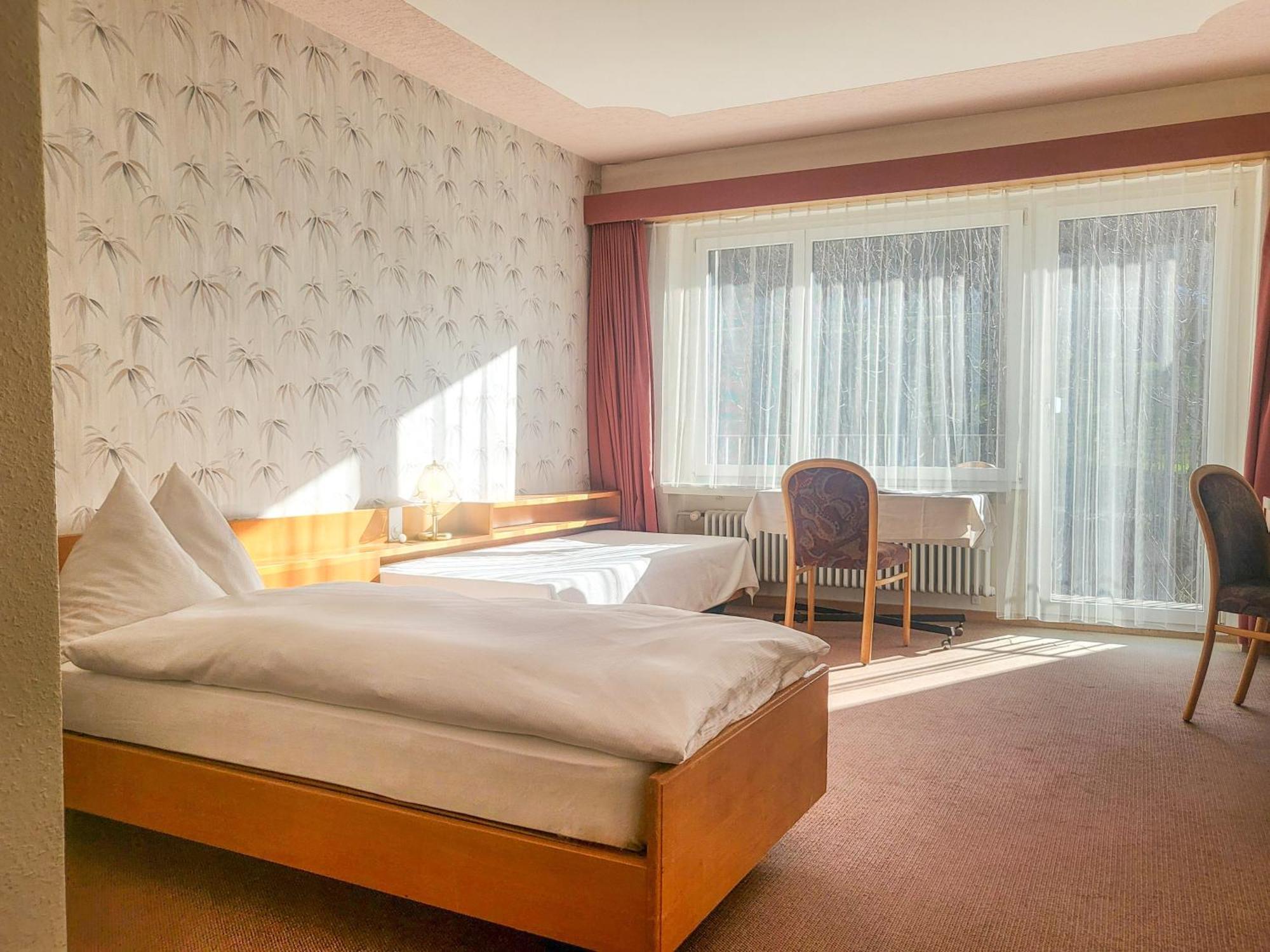 Hotel Bad Ramsach Laufelfingen ภายนอก รูปภาพ